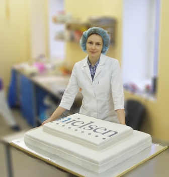 Корпоративній торт на заказ в Киеве 